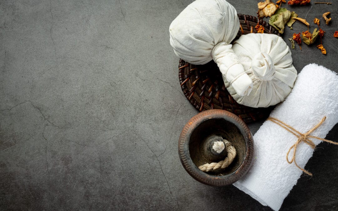 STANDARD HERBAL COMPRESS MASSAGE